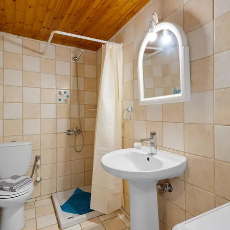 Casa de Férias Litsa's Maisonette Near Sea - Center Chania (Crete)