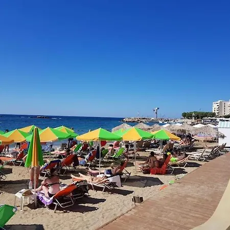 Dom wakacyjny Litsa's Maisonette Near Sea - Center *